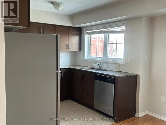 6 - 2476 POST ROAD, Oakville (RO River Oaks), Ontario L6H0K1