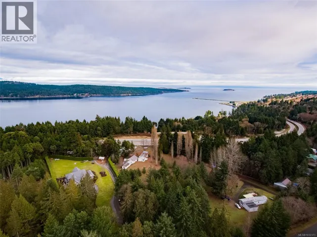 8439 Lisa Lane, Lantzville, British Columbia V0R2H0