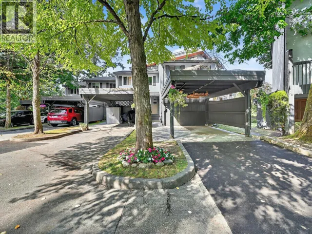 162 JAMES ROAD, Port Moody, British Columbia V3H2S4