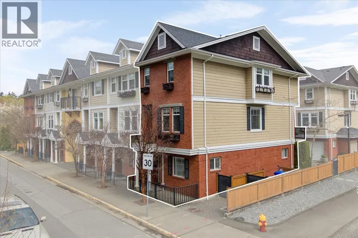 101 50 Mill St, Nanaimo, British Columbia V9R5A6