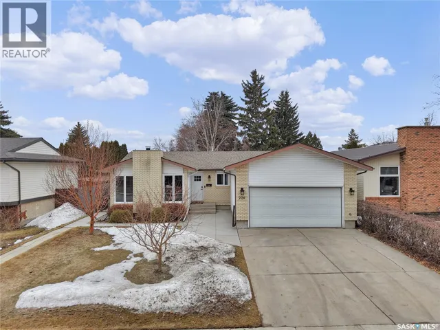 226 Candle CRESCENT, Saskatoon, Saskatchewan S7K5A4