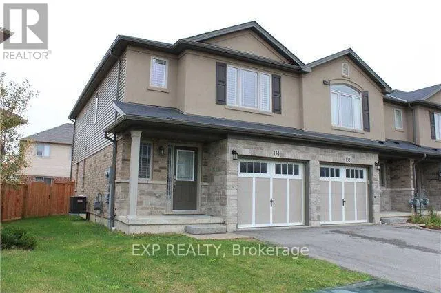 134 WESTBANK TRAIL, Hamilton (Stoney Creek Mountain), Ontario L8J0H3