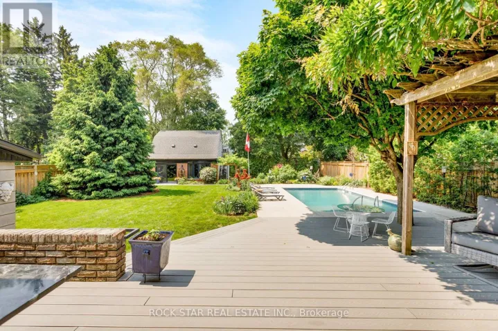 946 GLENWOOD AVENUE, Burlington (LaSalle), Ontario L7T2K2