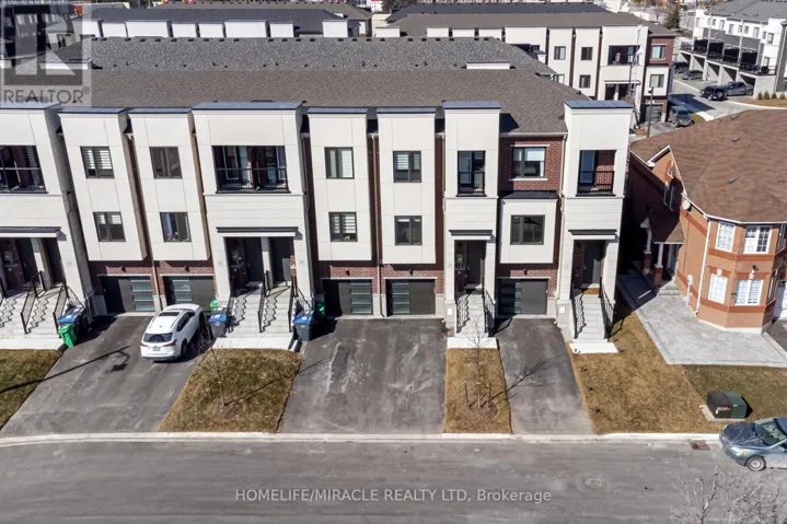 18 QUEENSLAND CRESCENT, Caledon (Bolton East), Ontario L7E2E1
