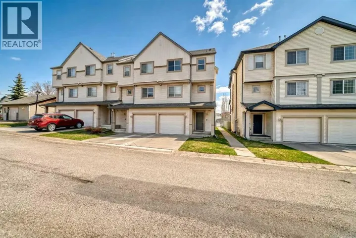 17 Copperfield Court SE, Calgary, Alberta T2Z4Z3