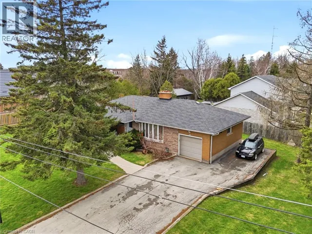 13 WESTVIEW Crescent, Waterdown, Ontario L8B0E4