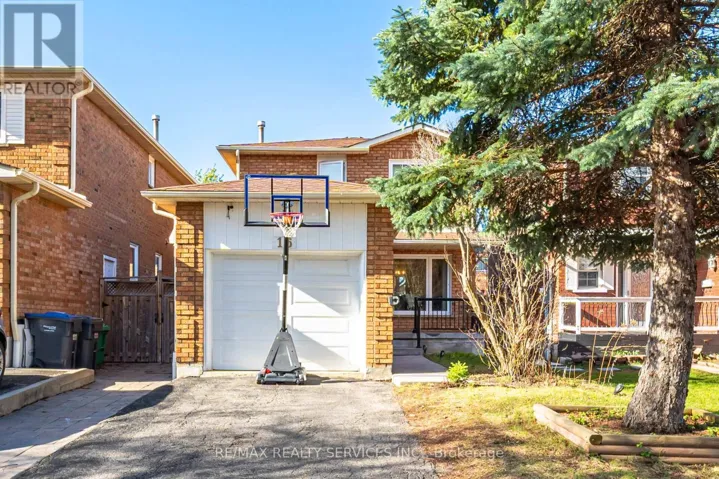 16 LANGHOLM COURT, Brampton (Heart Lake West), Ontario L6Z2Y1