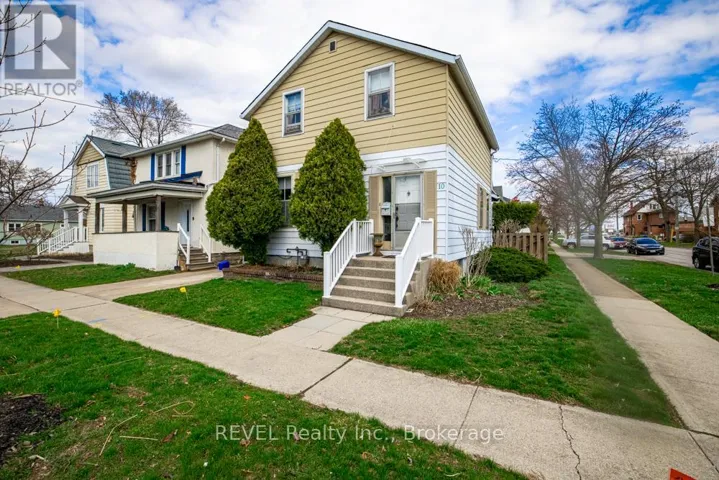 10 WILEY STREET, St. Catharines (Downtown), Ontario L2R4E5