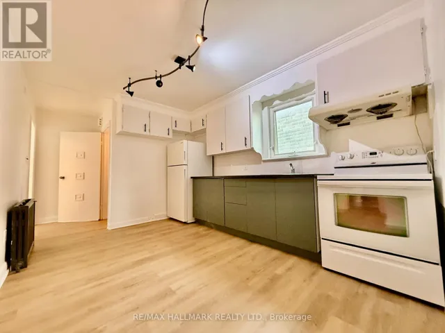 UPPER - 314 BROWNS LINE, Toronto (Alderwood), Ontario M8W3W2