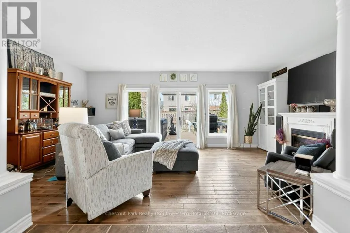 157 LYNCH CIRCLE, Guelph (Pineridge/Westminster Woods), Ontario N1L1R7