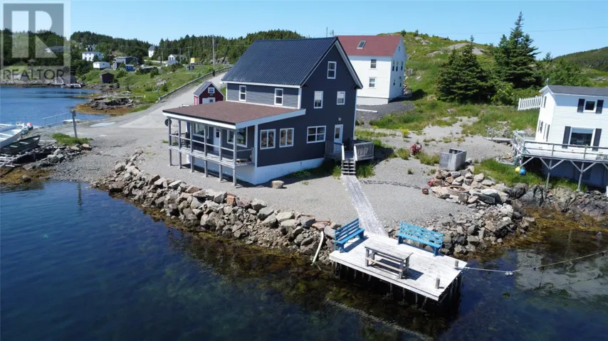 4 Main Street, Herring Neck, Newfoundland & Labrador A0G2R0