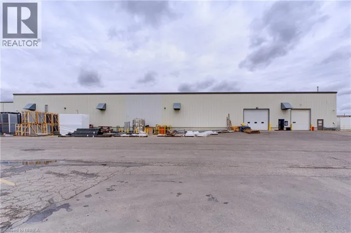 75 PLANT FARM Boulevard Unit# 5, Brantford, Ontario N3S7W3