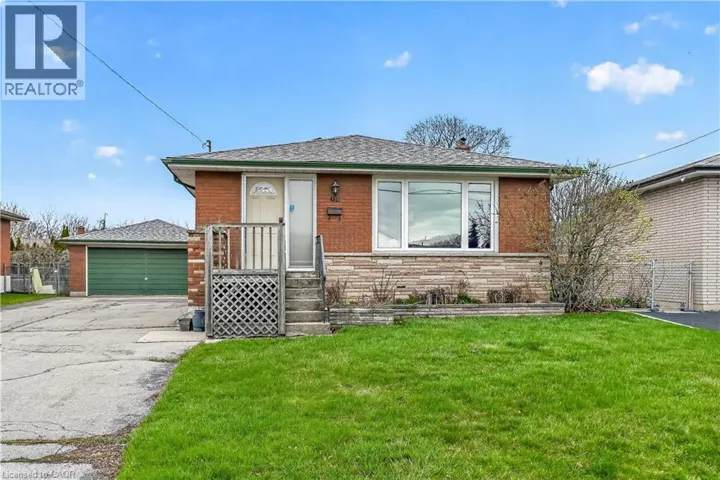 135 NUGENT Drive, Hamilton, Ontario L8H2N3