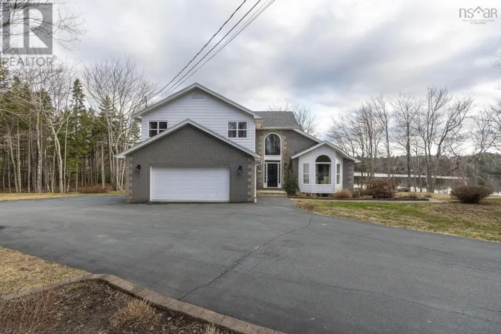 35 Longburn Drive, Hammonds Plains, Nova Scotia B4B1N4