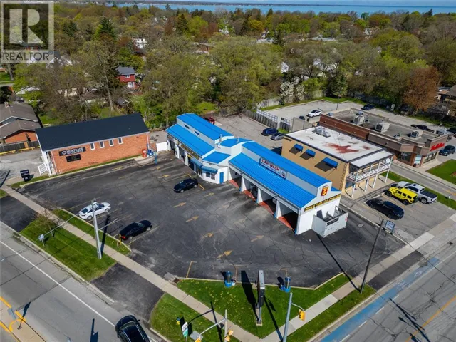 646 CATHCART BOULEVARD, Sarnia, Ontario N7V2N4