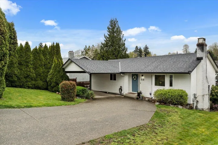 3712 OLD CLAYBURN ROAD, Abbotsford, British Columbia V3G1H6
