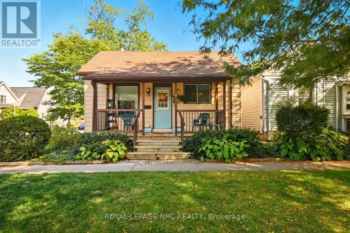 52 WILEY STREET, St. Catharines (Downtown), Ontario L2R4G2