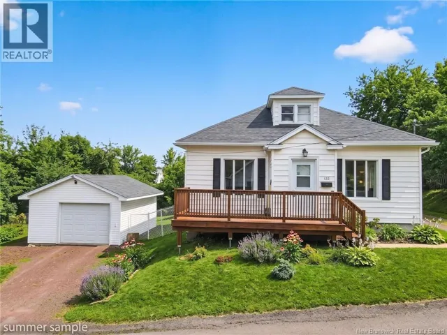 122 Hillview Avenue, Riverview, New Brunswick E1B1M2