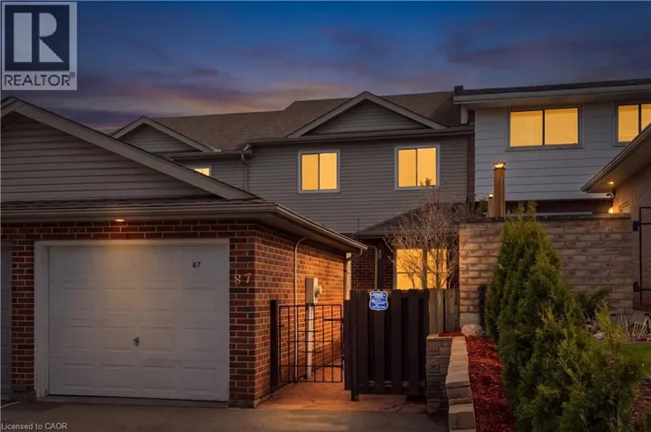 87 RALGREEN Crescent, Kitchener, Ontario N2M1V1