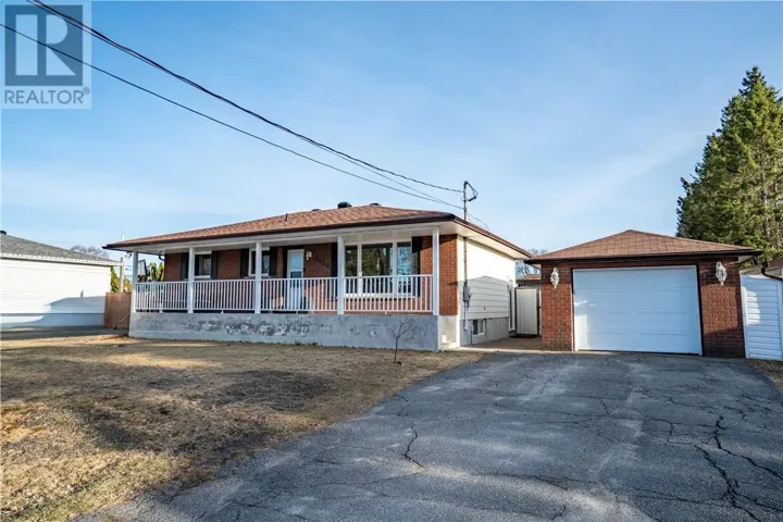 4468 Hamilton Crescent, Hanmer, Ontario P3P1B7
