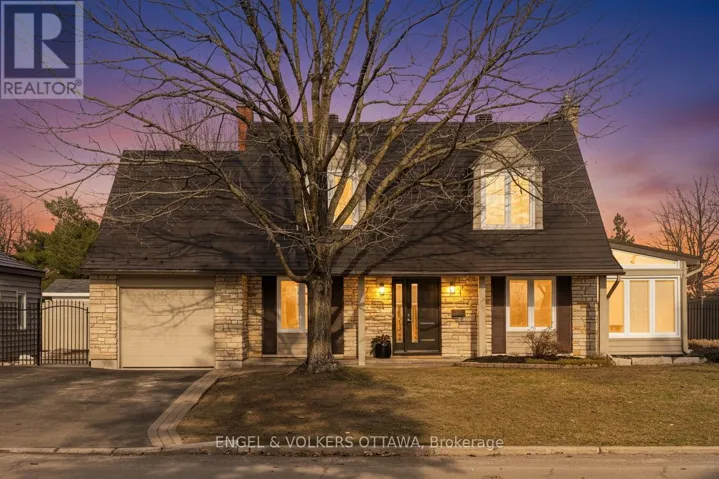 2173 BEAUMONT ROAD, Ottawa, Ontario K1H5V2