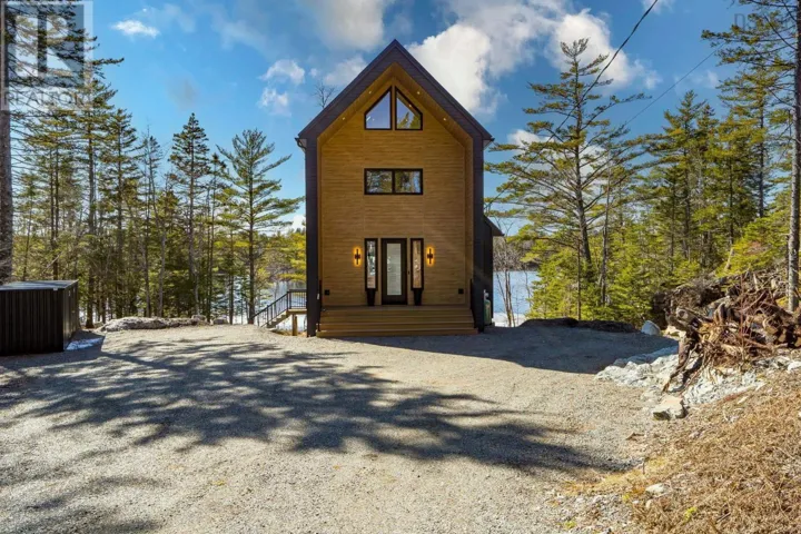 179 Meek Arm Trail, East Uniacke, Nova Scotia B0N1Z0