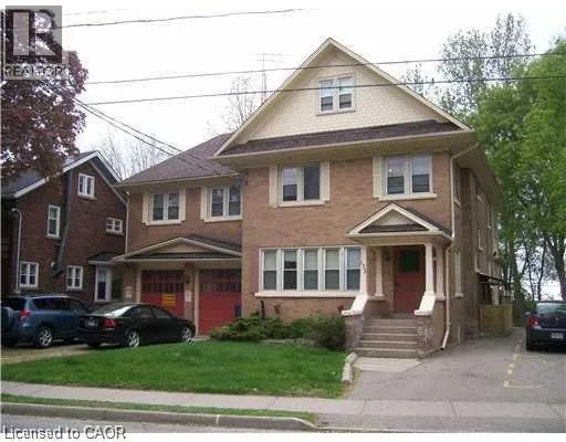 133 ALBERT Street, Waterloo, Ontario N2L3T2