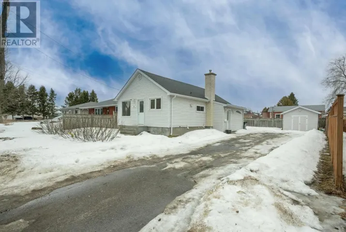 335 Toledo St., Thunder Bay, Ontario P7A2S1