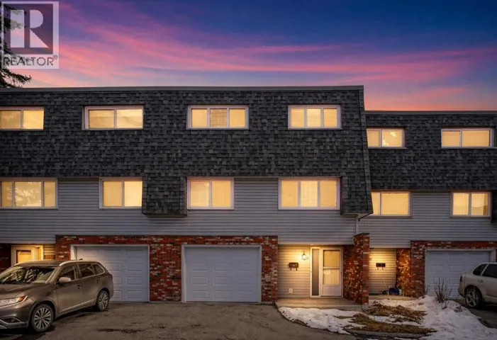 10304 Braeside Drive SW, Calgary, Alberta T2W1B4