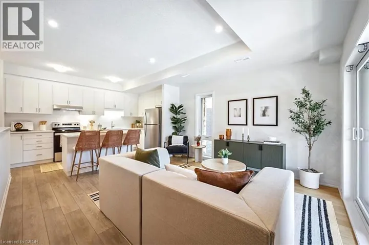 17 REVERIE Way, Kitchener, Ontario N2E0K5