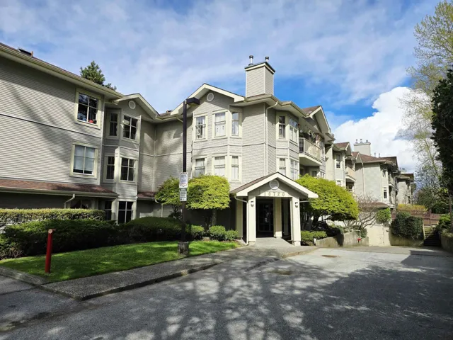 106 10720 138 STREET, Surrey, British Columbia V3T4K5