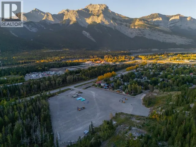 16 Skogan Peak Drive, Exshaw, Alberta T0L2C0
