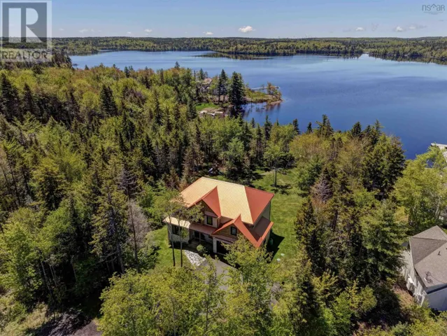 460 McCabe Lake Drive, Indigo Shores, Middle Sackville, Nova Scotia B4E0N6