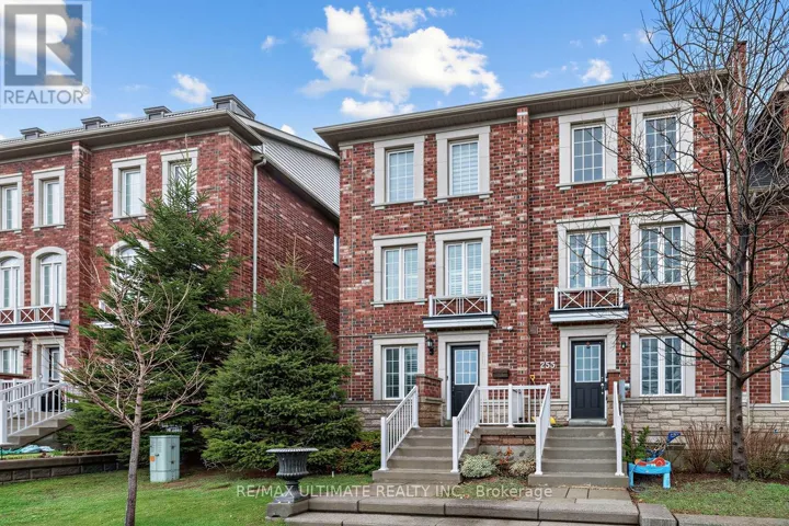 255 TORBARRIE ROAD E, Toronto (Downsview-Roding-CFB), Ontario M3L0E2