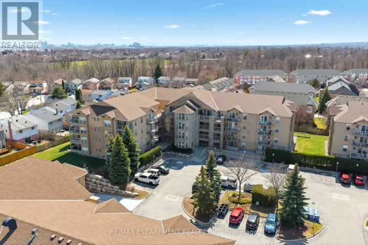 213 - 1820 WALKERS LINE, Burlington (Palmer), Ontario L7M4V4