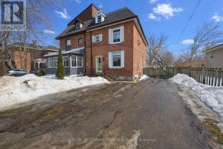 15 GEORGE STREET N, Kawartha Lakes (Omemee), Ontario K0L2W0