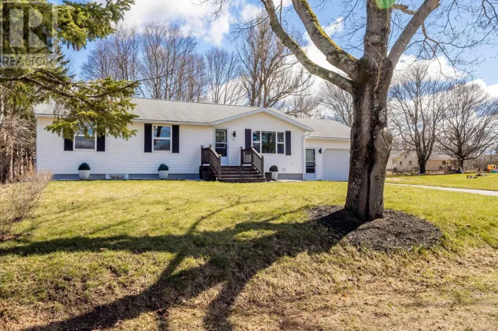 16 Hillcrest Avenue, Nictaux, Nova Scotia B0S1P0