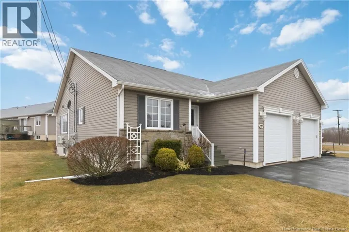 180 Oak Ridge Drive, Moncton, New Brunswick E1G0M5