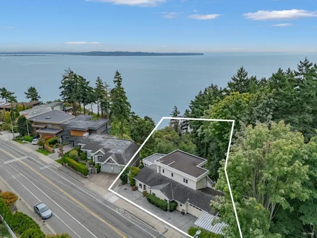 14104 MARINE DRIVE, White Rock, British Columbia V4B1A7