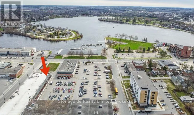 125 GEORGE STREET N, Peterborough (Town Ward 3), Ontario K9J3G3