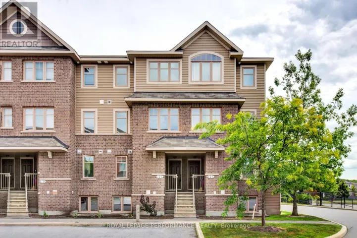 125 WINDSWEPT PRIVATE, Ottawa, Ontario K1V0Z4