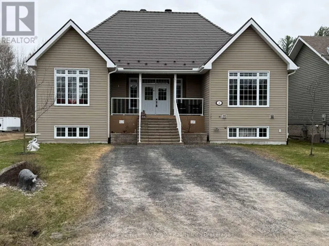 46 EGLINGTON ROAD S, Callander, Ontario P0H1H0