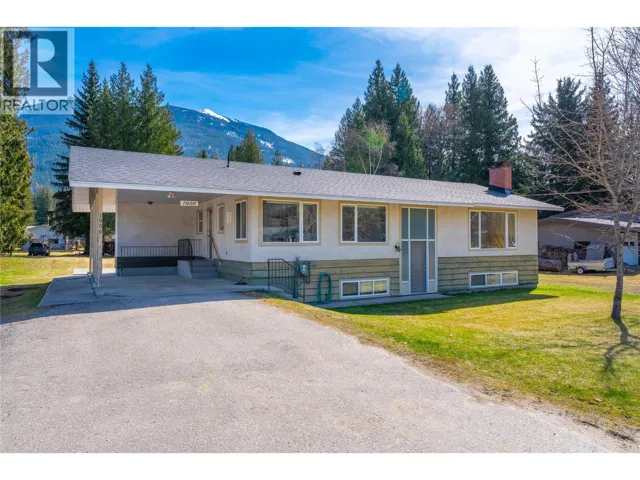 1956 Airport Way, Revelstoke, British Columbia V0E2S1