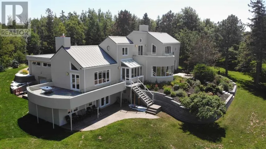 28 Battery Point Drive, Stratford, Prince Edward Island C1B2K8