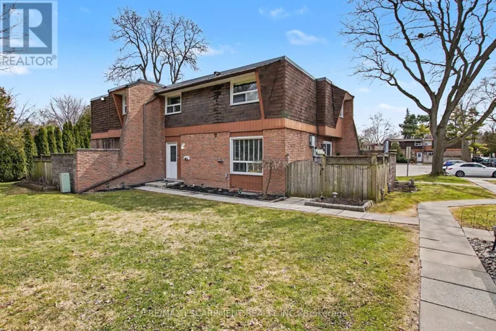 4 - 661 FRANCIS ROAD, Burlington (LaSalle), Ontario L7T3X6