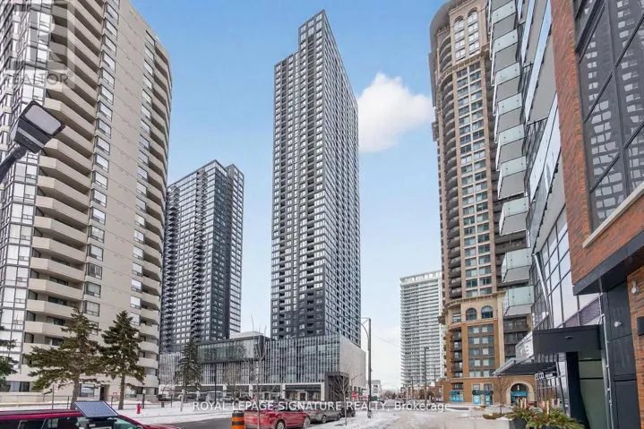 213 - 395 SQUARE ONE DRIVE, Mississauga (City Centre), Ontario L5B0P6