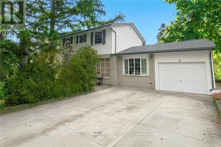 18 JASPER DRIVE, Hamilton (Stoney Creek), Ontario L8G2S7