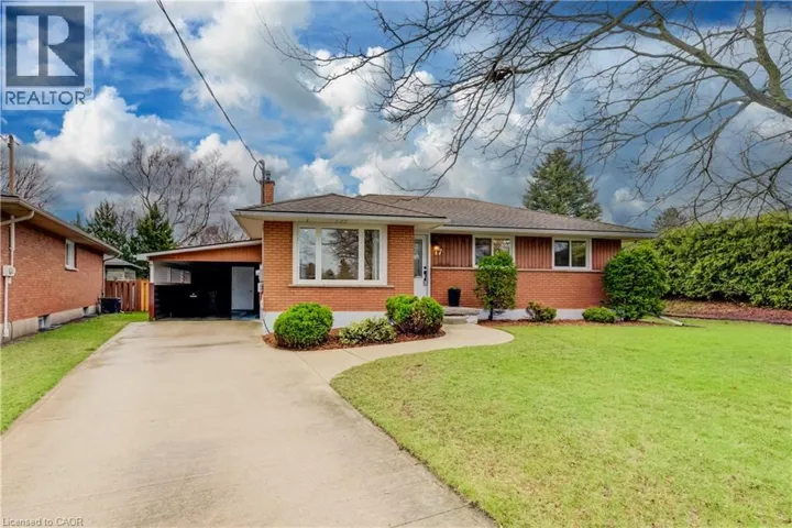 17 HIPEL Avenue, Cambridge, Ontario N3C1W8