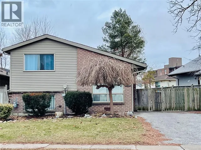 8125 Little River, Windsor, Ontario N8S4P1