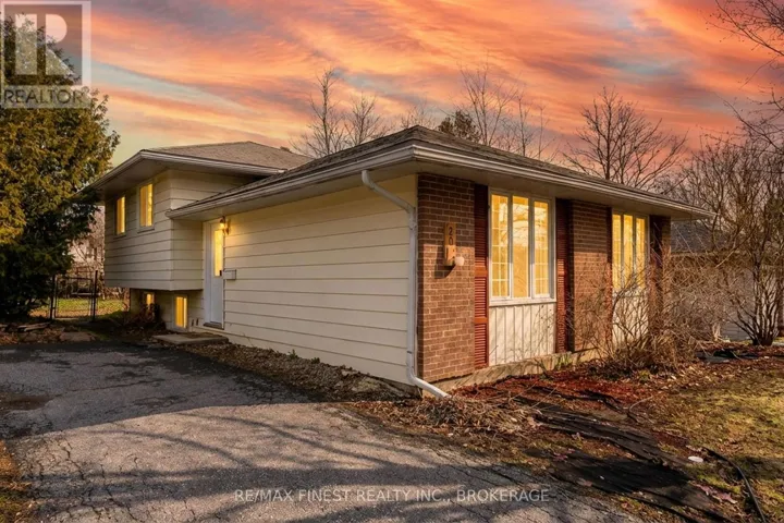 20 FOSTER STREET, Kingston (Central City West), Ontario K7M6L6